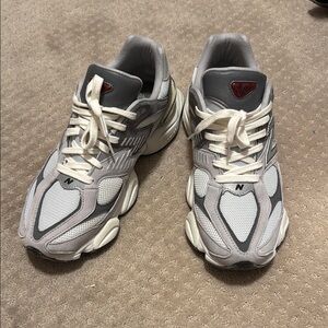 New balance 9060 Men’s Gray and White Athletic Sneakers size 10.5